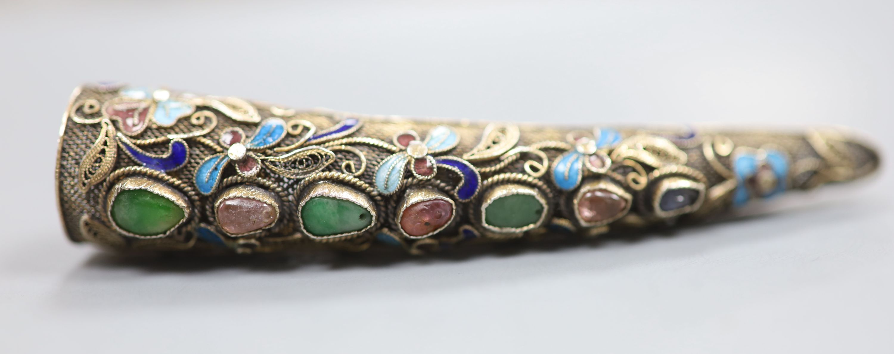 A late 19th/early 20th century Chinese filigree white metal, enamel and gem set nail guard brooch, 85mm.